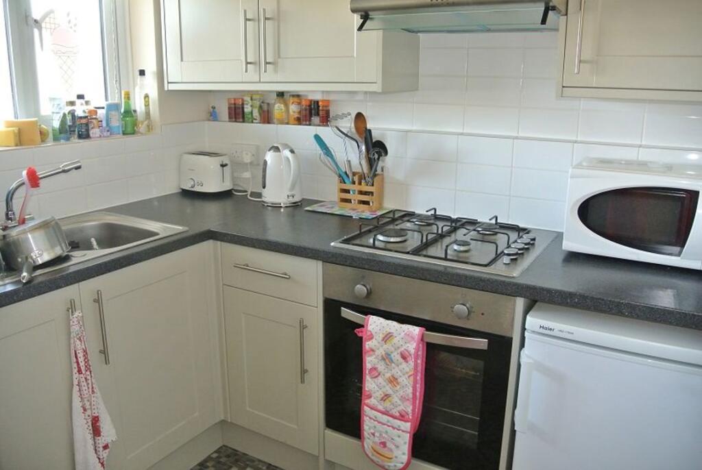 Additional property image - Gloucester Place, Brighton, BN1 4AA