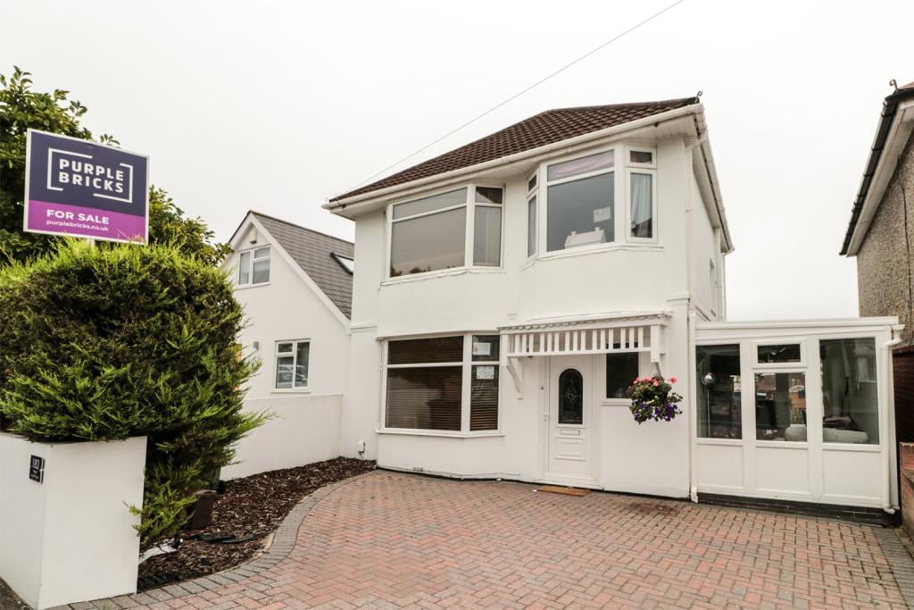 3 bedroom detached house for sale in Pine Road, Bournemouth, BH9