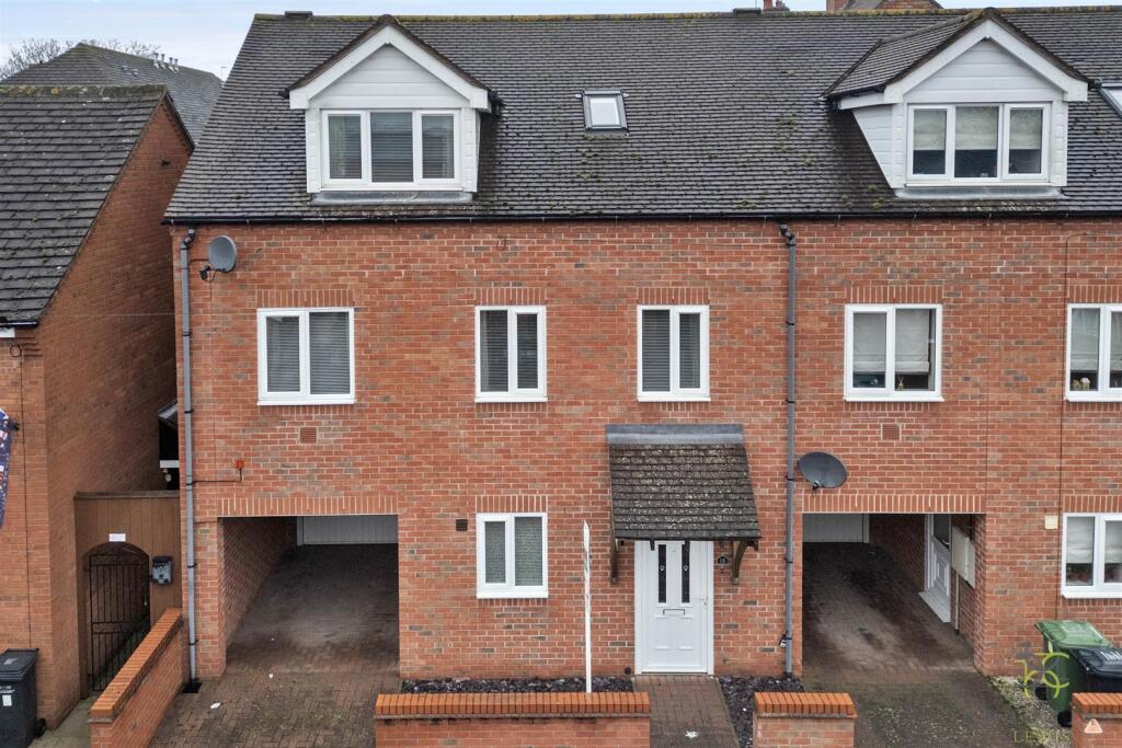 Main image of property: Head Street, Pershore