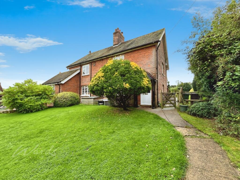 Main image of property: Vauxhall Lane Tunbridge Wells TN4