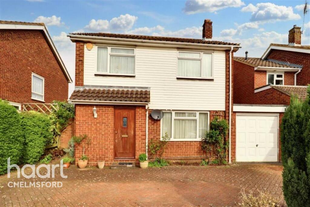4 bedroom detached house for rent in Vale End, Galleywood, Chelmsford, CM2
