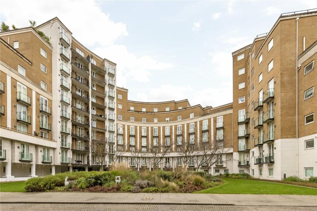 3 bedroom apartment for sale in Albert Court, Palgrave Gardens, NW1