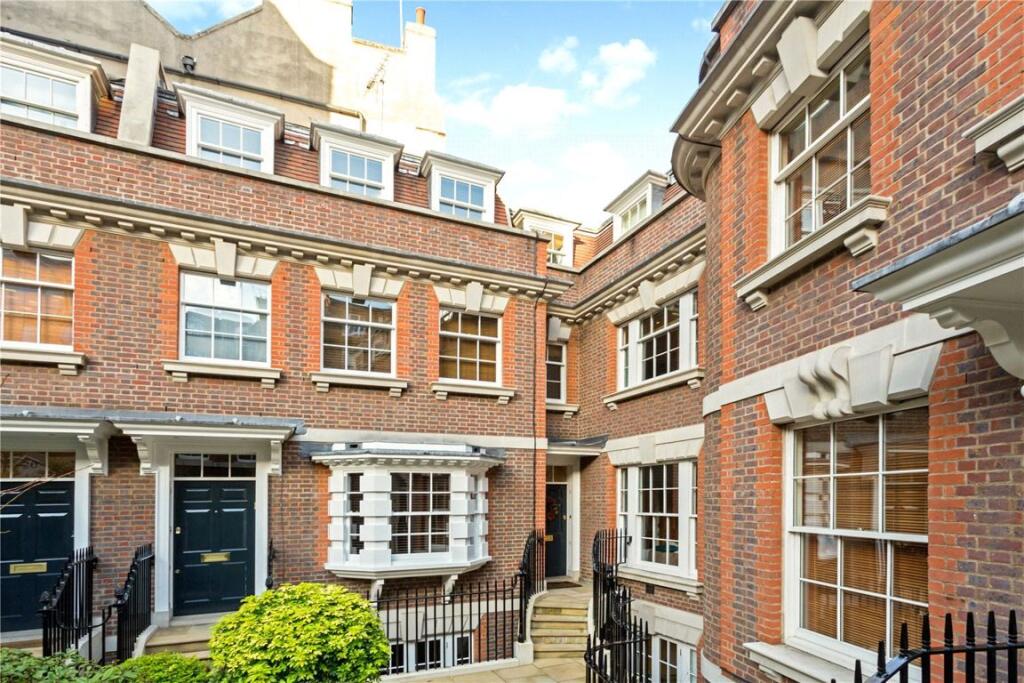Main image of property: Dukes Mews, Marylebone