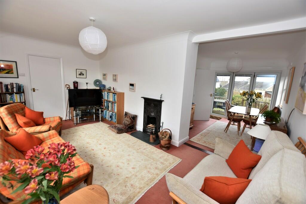 3 bedroom detached bungalow for sale in Sunbrick Lane, Baycliff