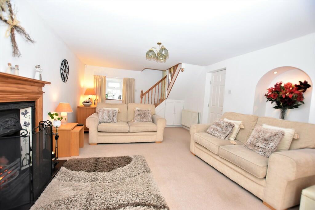 5 bedroom detached house for sale in Coast Road, Baycliff, Ulverston, LA12