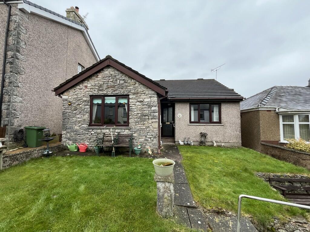 2 bedroom detached house for sale in Fox Street, Swarthmoor, Ulverston