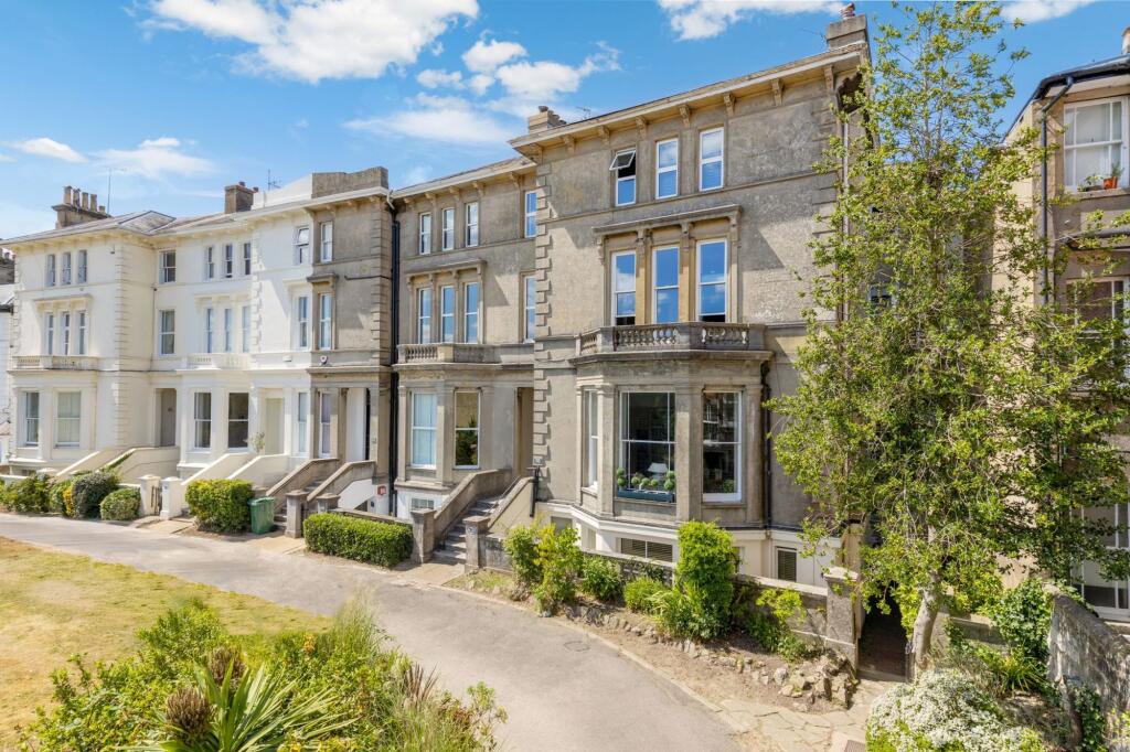 Main image of property: Mount Ephraim, Tunbridge Wells, TN4
