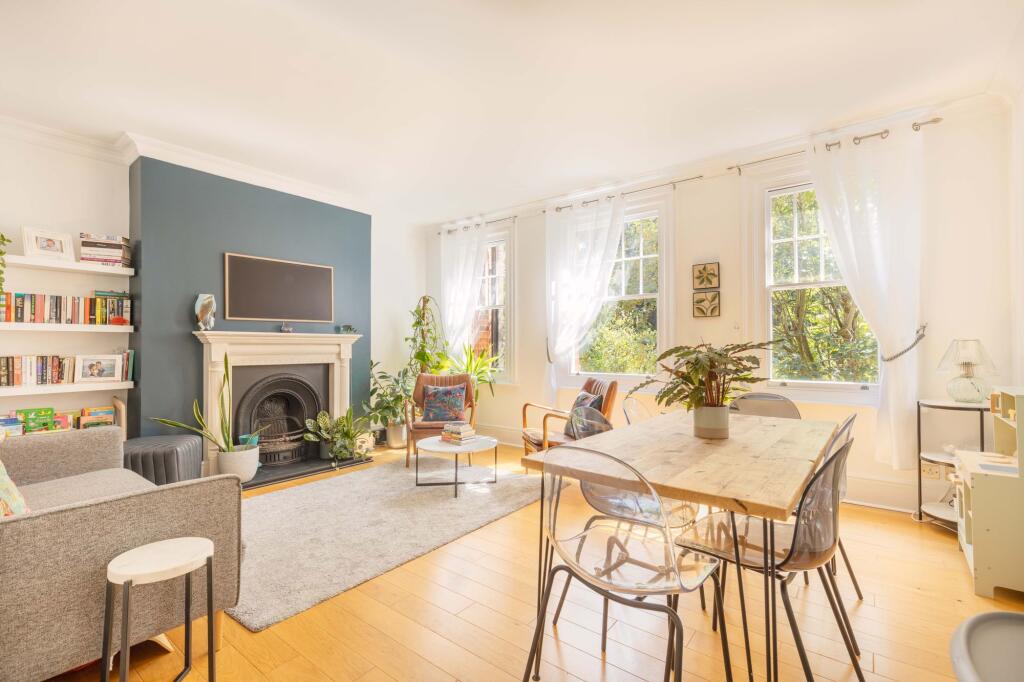 Main image of property: Molyneux Park Road, Tunbridge Wells, TN4