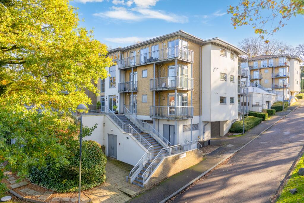 Main image of property: Linden Fields, Tunbridge Wells, TN2