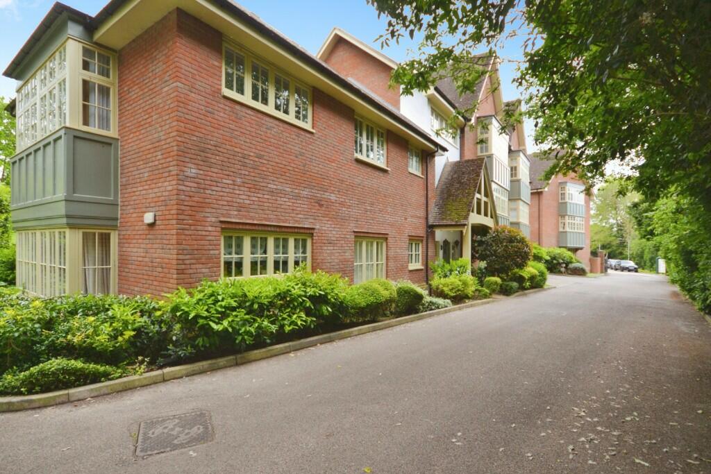 2 bedroom apartment for rent in Stonegate, The Limes, Ingatestone