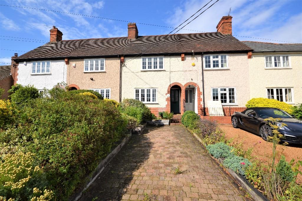 3 bedroom terraced house for rent in Fryerning Lane, Ingatestone, Essex