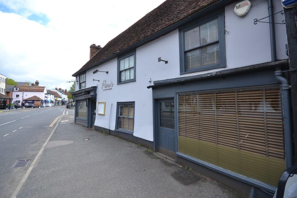 Commercial property for rent in High Street, Ingatestone, Essex, CM4