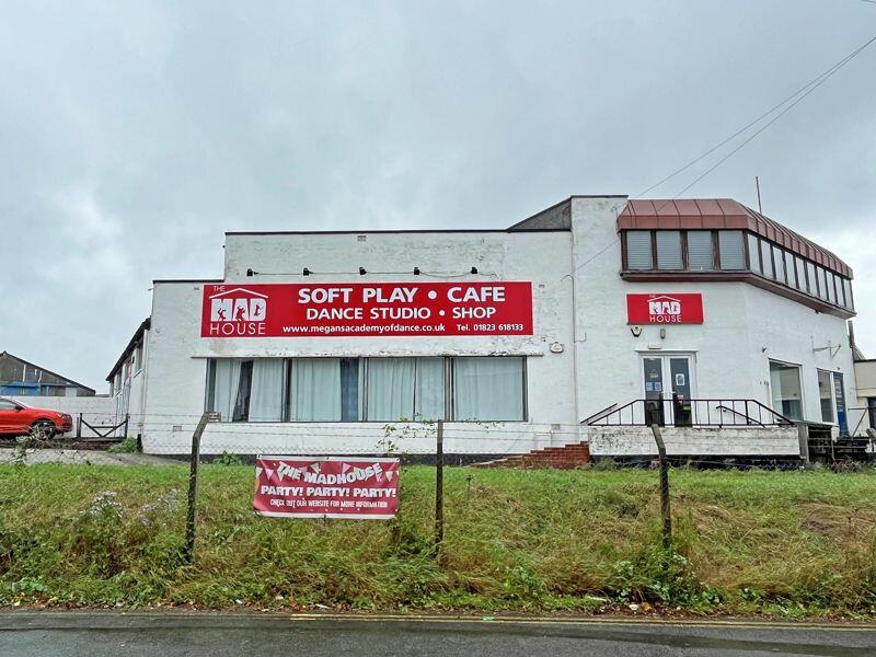 Commercial property for rent in Galmington Road, Taunton, TA1