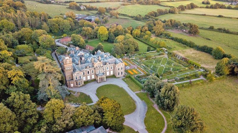 Main image of property: Offices to let, Hestercombe Gardens