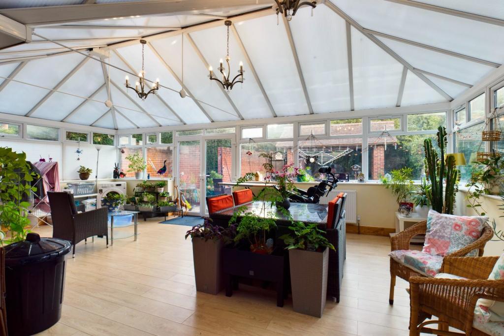 Additional property image - Doddinghurst Road, Doddinghurst, Brentwood