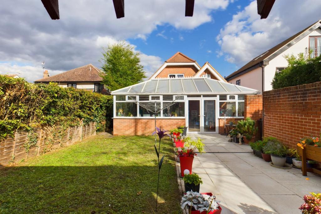 Additional property image - Doddinghurst Road, Doddinghurst, Brentwood
