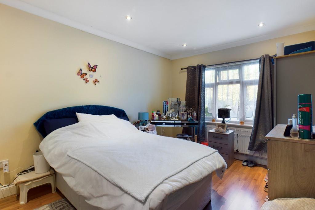 Additional property image - Doddinghurst Road, Doddinghurst, Brentwood