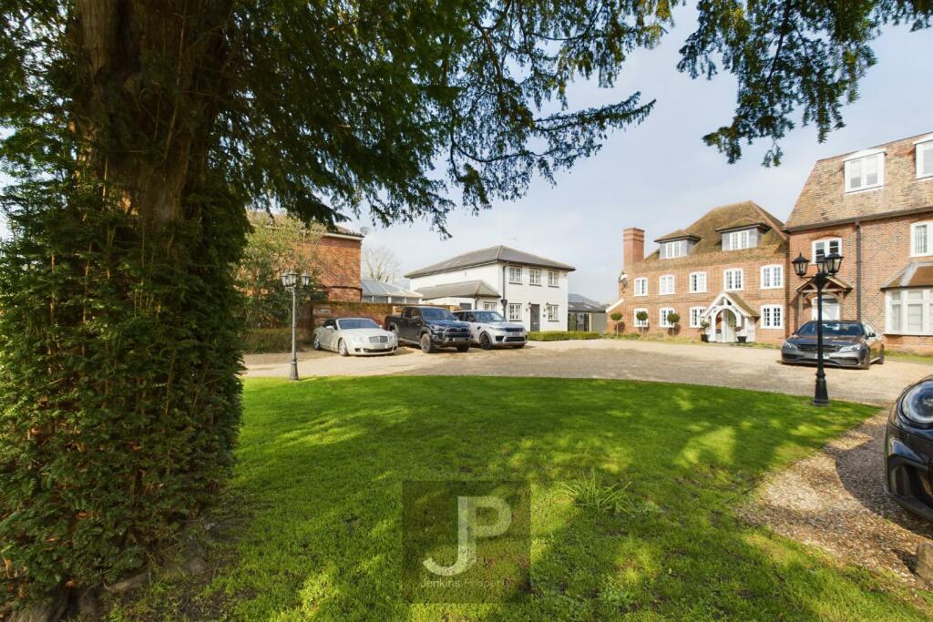 Main image of property: High Road, Fobbing, Stanford-Le-Hope