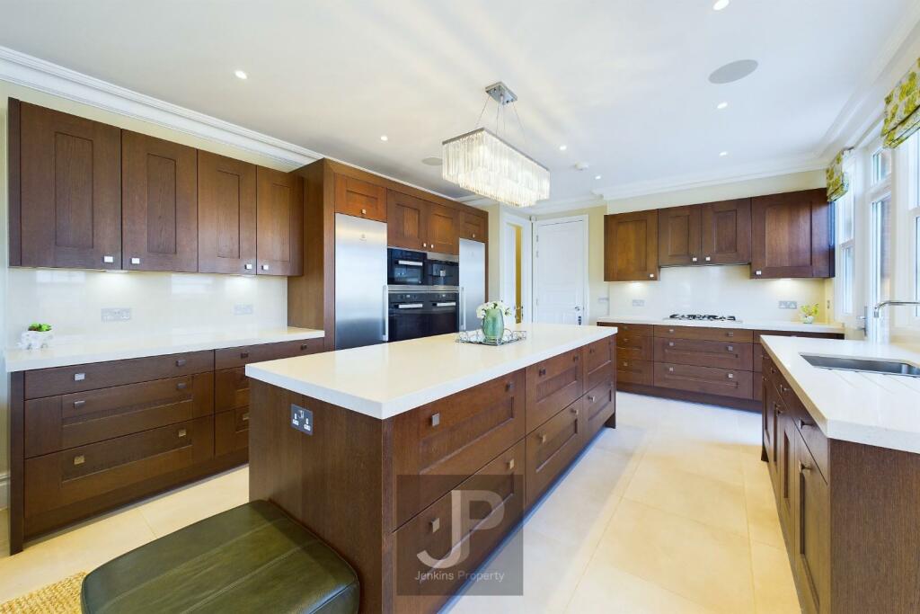 Additional property image - Robin Hood Road, Brentwood