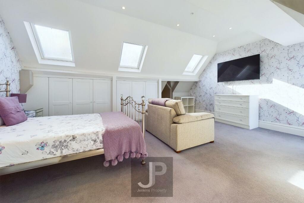 Additional property image - Robin Hood Road, Brentwood