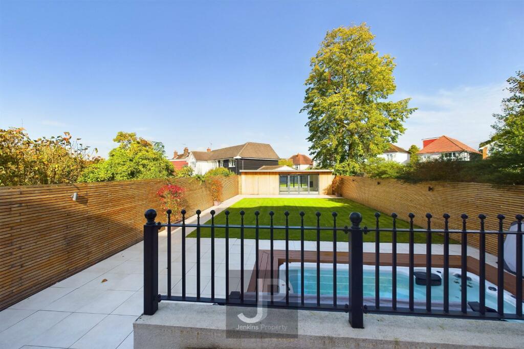 Additional property image - Robin Hood Road, Brentwood