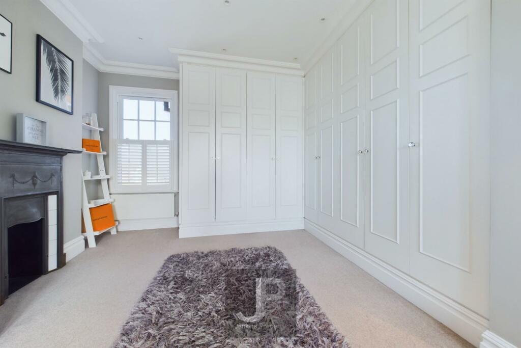 Additional property image - Robin Hood Road, Brentwood