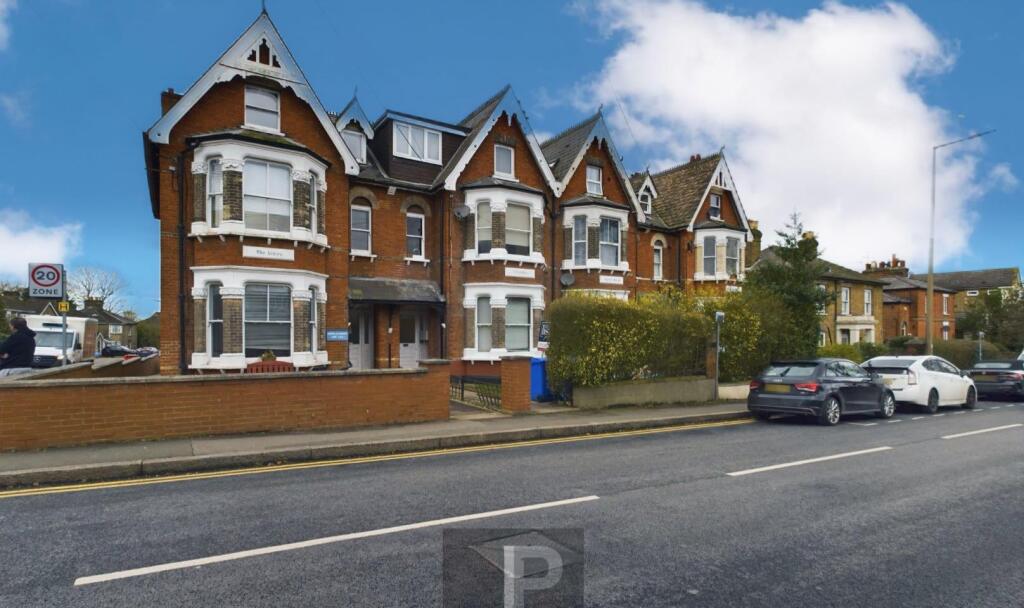 Main image of property: Warley Hill, Warley, Brentwood