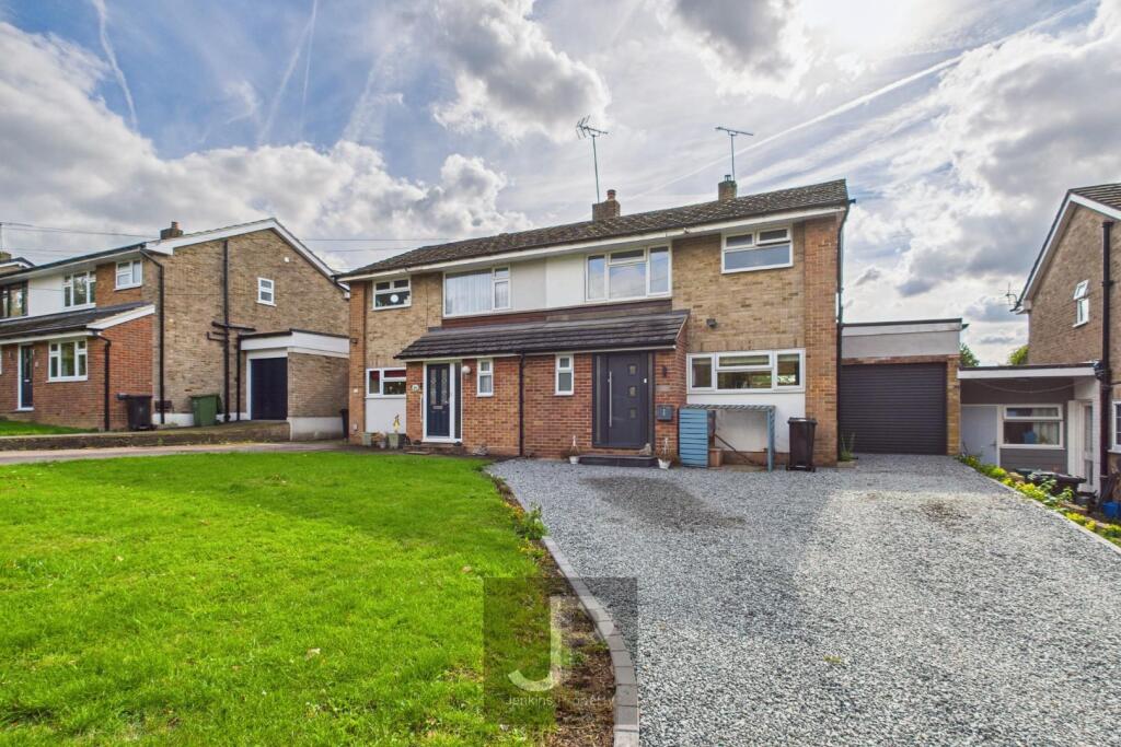 Main image of property: Gilmour Rise, Billericay £550,000 - £575,000