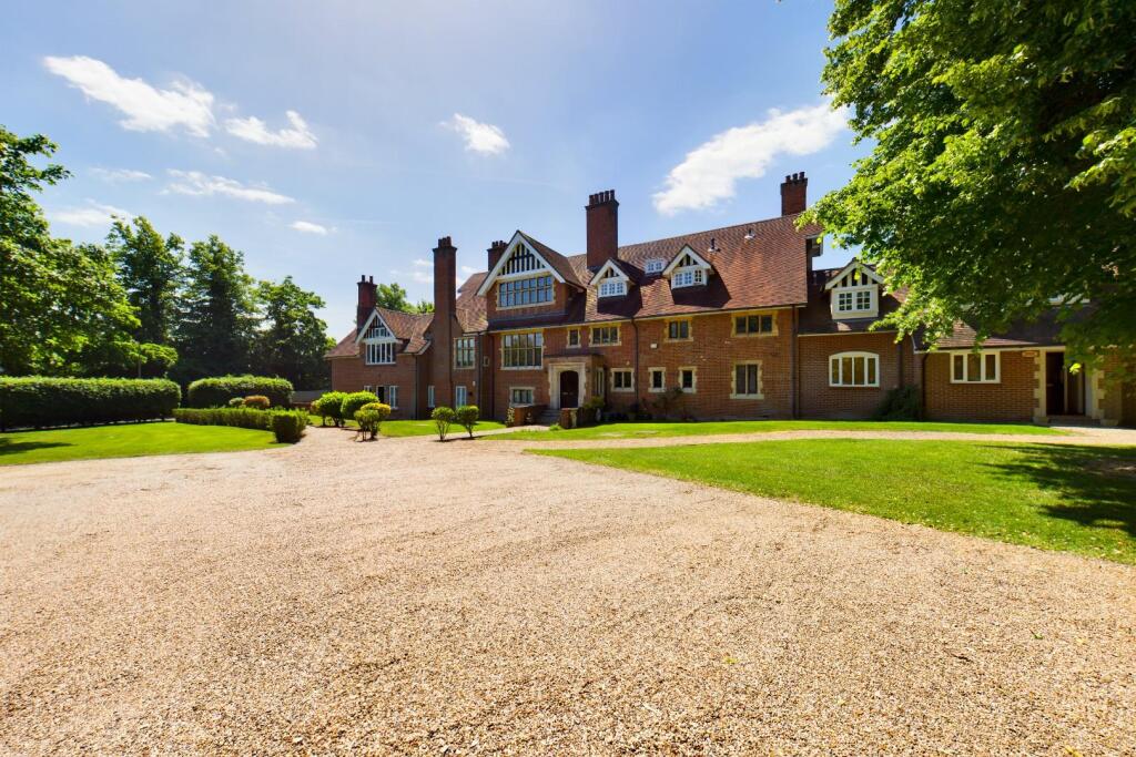 Main image of property: Station Lane, Ingatestone