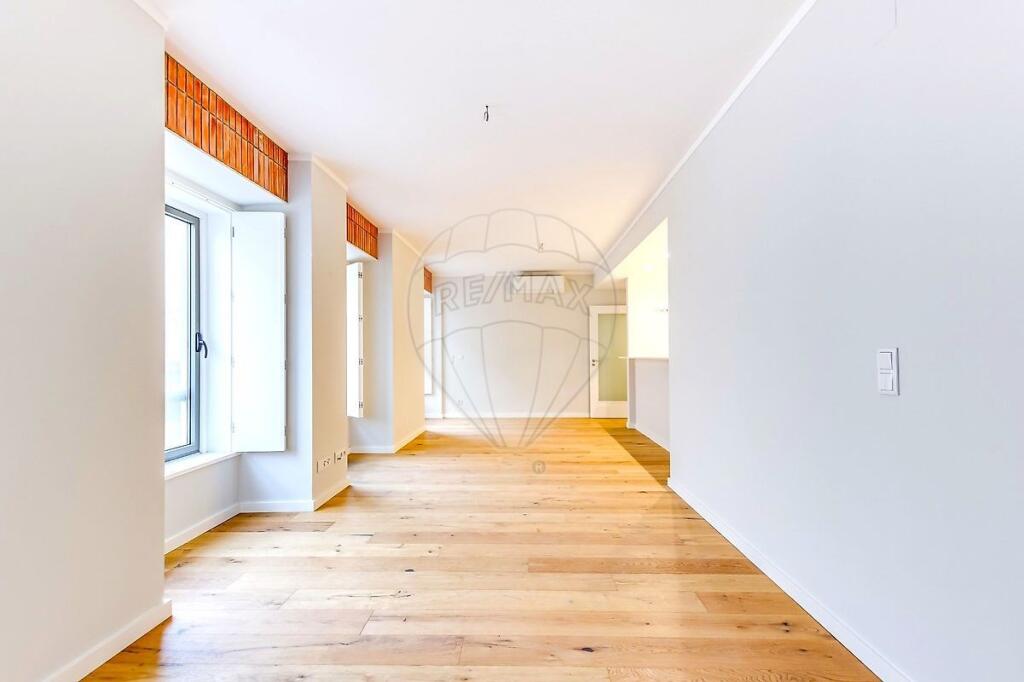 Main image of property: Lisbon, Lisbon