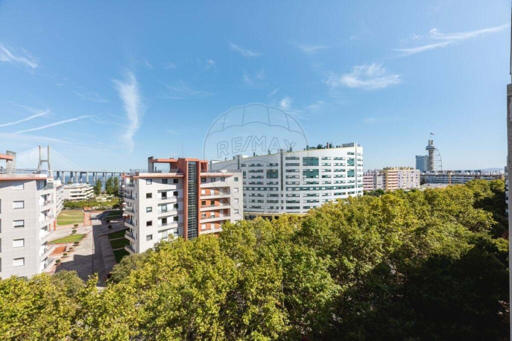 Main image of property: Lisbon, Lisbon