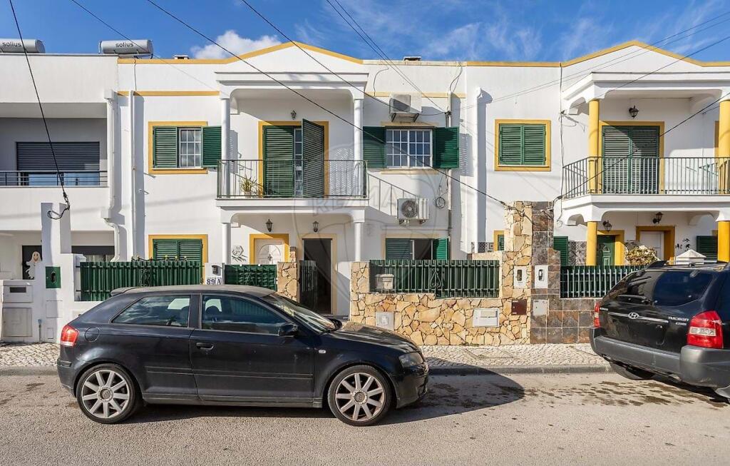 Main image of property: Setúbal, Sesimbra