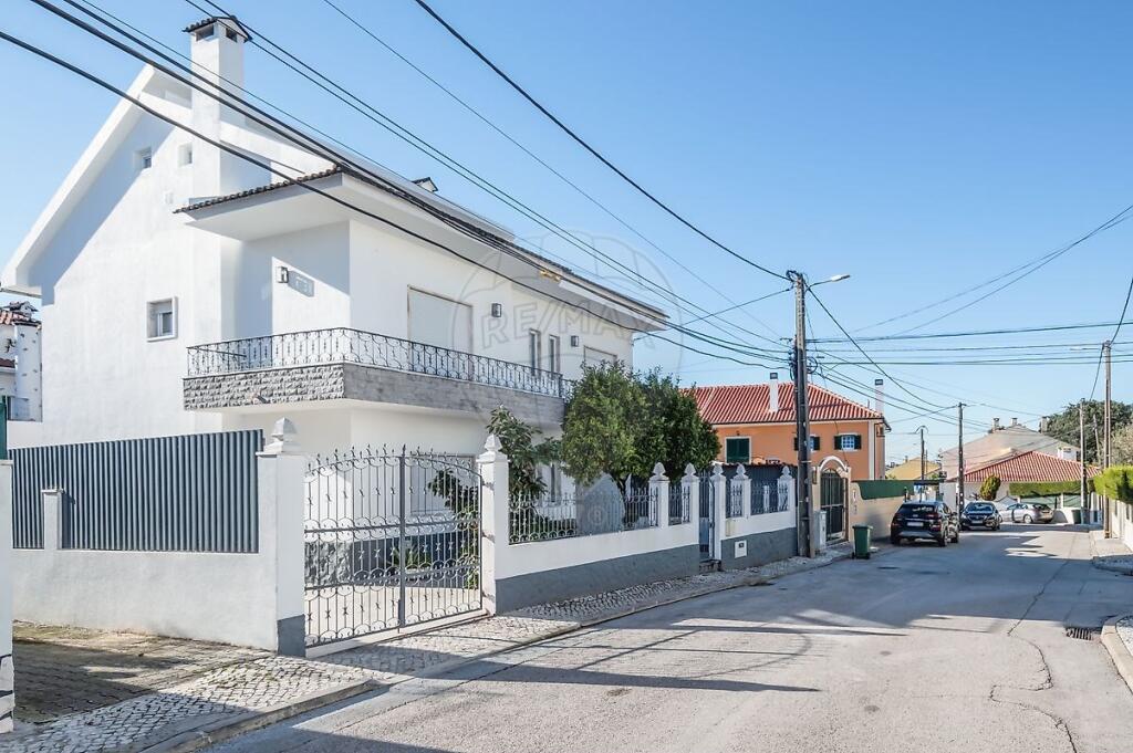Main image of property: Setúbal, Seixal
