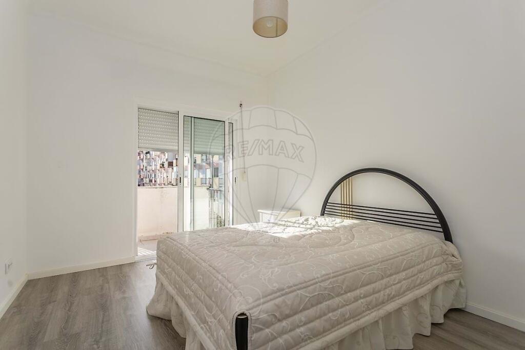 Main image of property: Setúbal, Barreiro