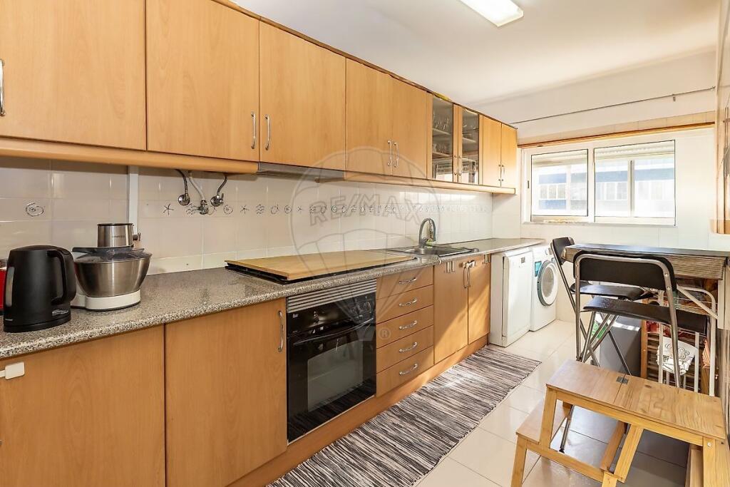 Main image of property: Setúbal, Seixal