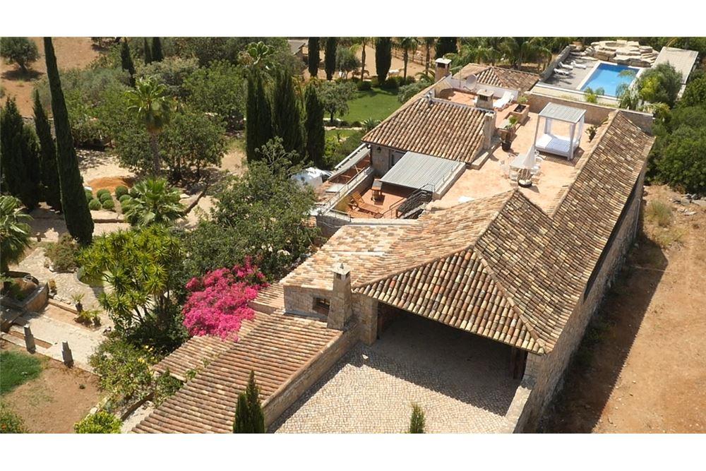 Farm house for sale in Algarve, Faro, Portugal