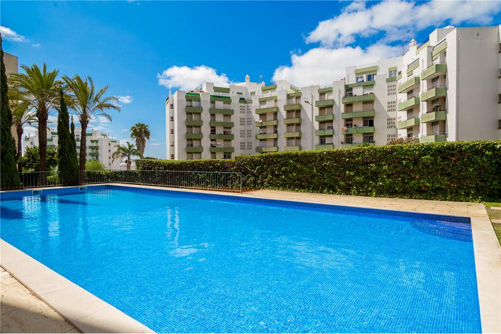 3 bedroom apartment for sale in Algarve, Portimão, Portugal