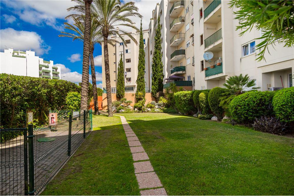 3 bedroom apartment for sale in Algarve, Portimão, Portugal