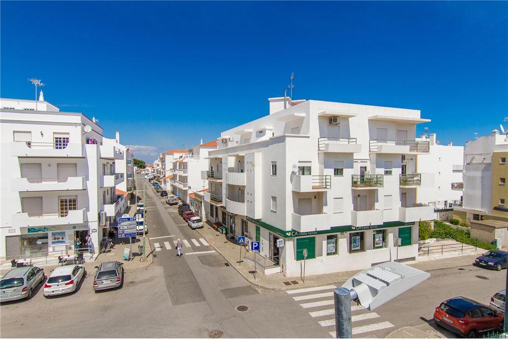 2 bedroom apartment for sale in Algarve, Vila Real De Santo António