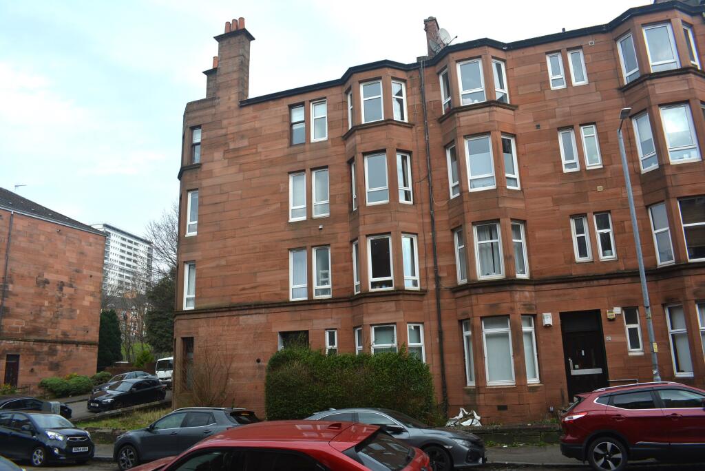 Main image of property: Flat 2/1, 14 Kennoway Drive, Thornwood, Glasgow, G11 7UB
