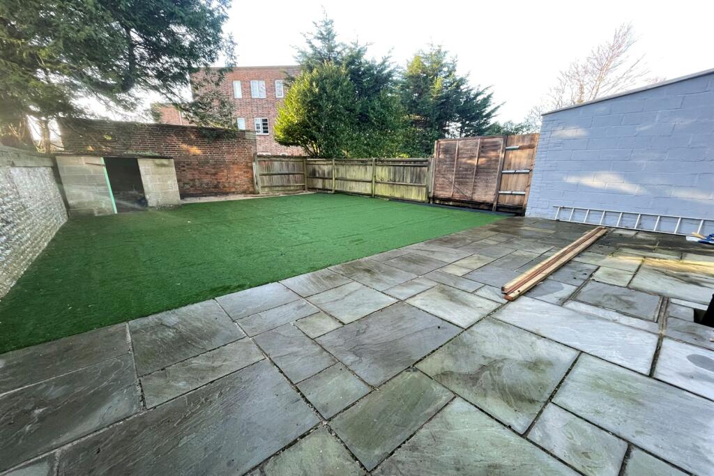 Additional property image - Mill Road, Worthing, BN11