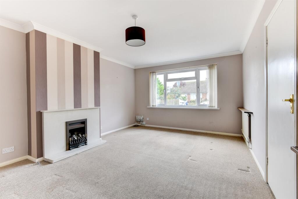 Additional property image - Devonport Road, Worthing, BN11