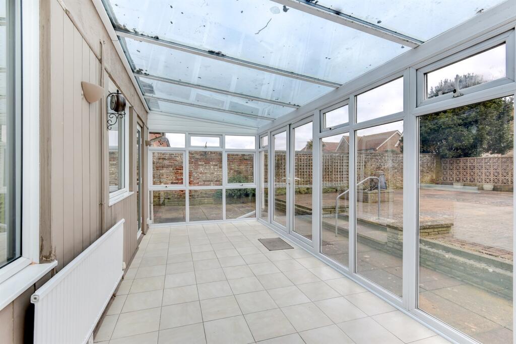 Additional property image - Devonport Road, Worthing, BN11