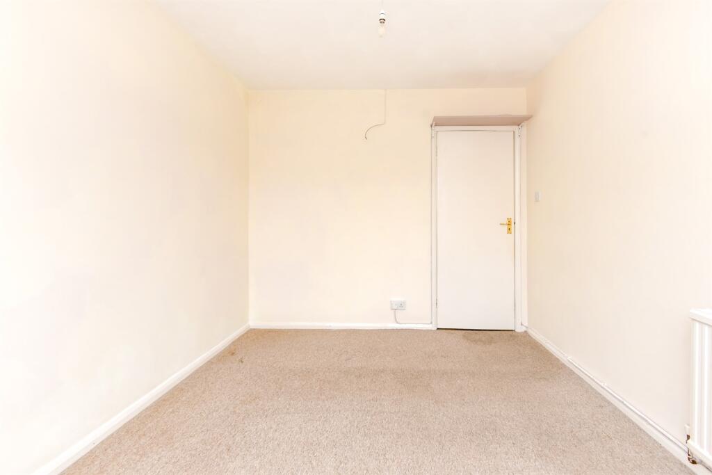 Additional property image - Devonport Road, Worthing, BN11