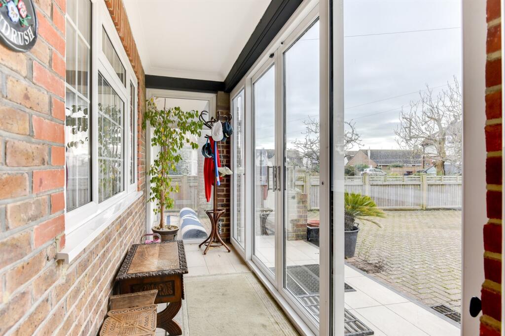 Additional property image - Broadmark Way, Rustington, Littlehampton, BN16