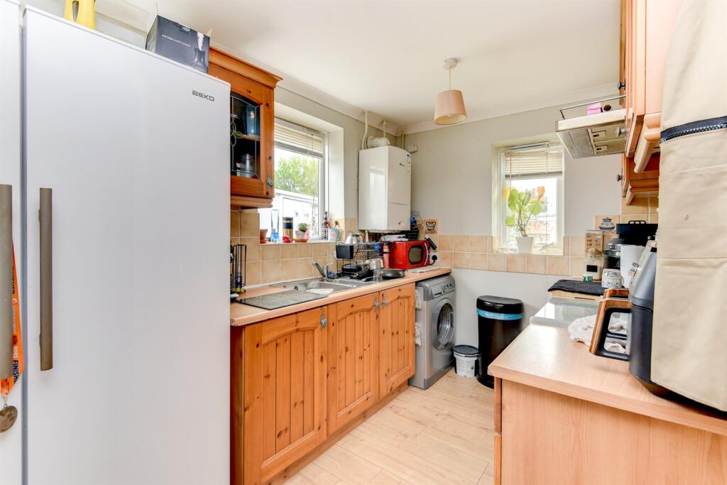 Additional image 7 of Castle Road, Worthing, BN13