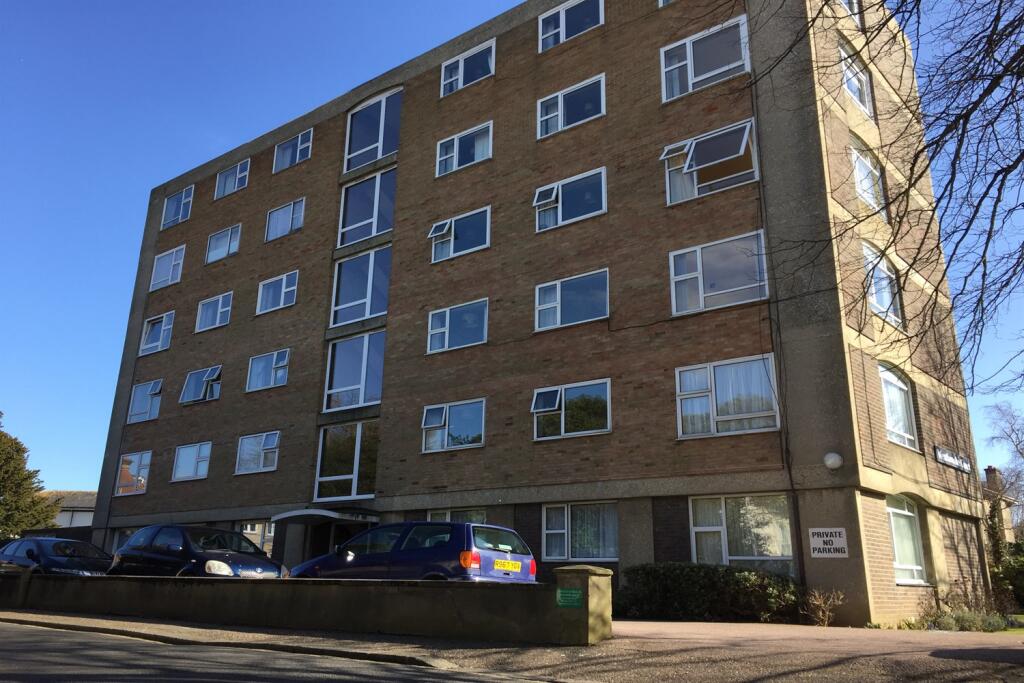 Main image of property: Westbrooke Court, Crescent Road, Worthing, BN11