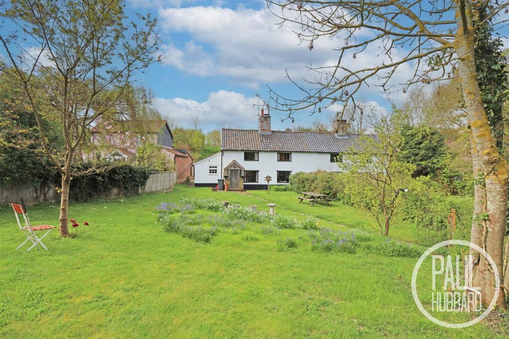 3 bedroom cottage for sale in Dorleys Corner, Kelsale, Saxmundham, IP17