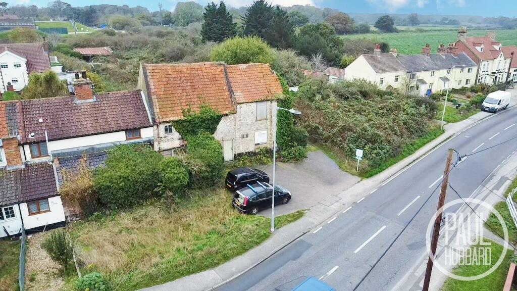 Main image of property: Beccles Road, Carlton Colville, NR33