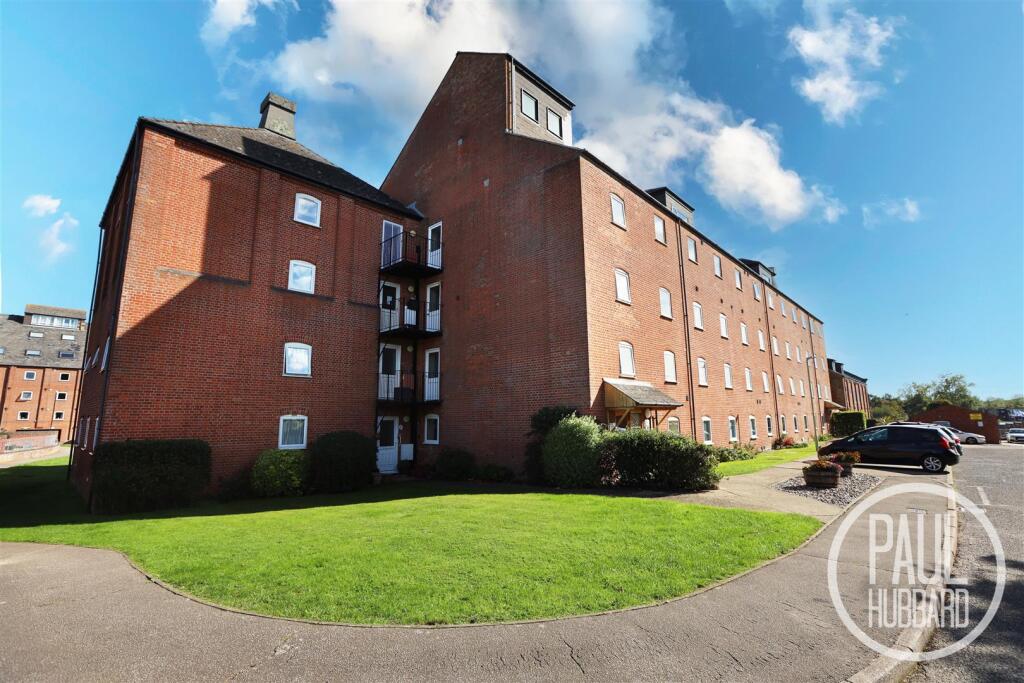 Main image of property: Swonnells Court, Oulton Broad, NR33